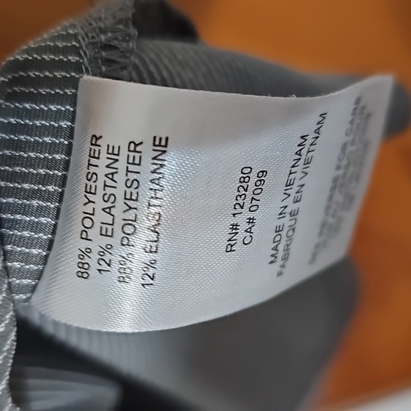 Travis Mathew Gray Polo Shirt Size XXL - Picture 5 of 8